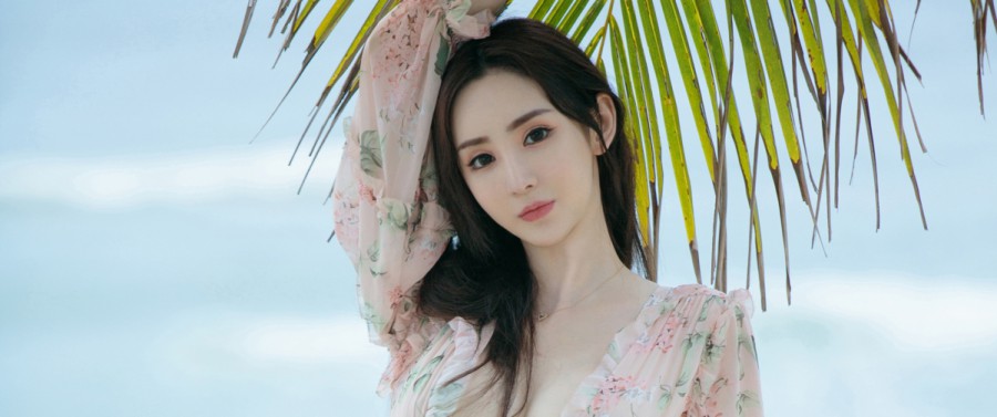 泳装小南吃长门大萝卜的-泳装小南吃长门大萝卜，带来不一样的美食体验